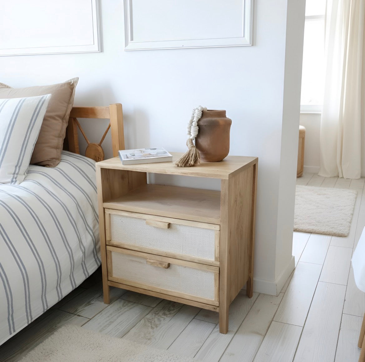 Mesa De Luz Madera Nordica Moderna Color Petiribi 2 Cajones