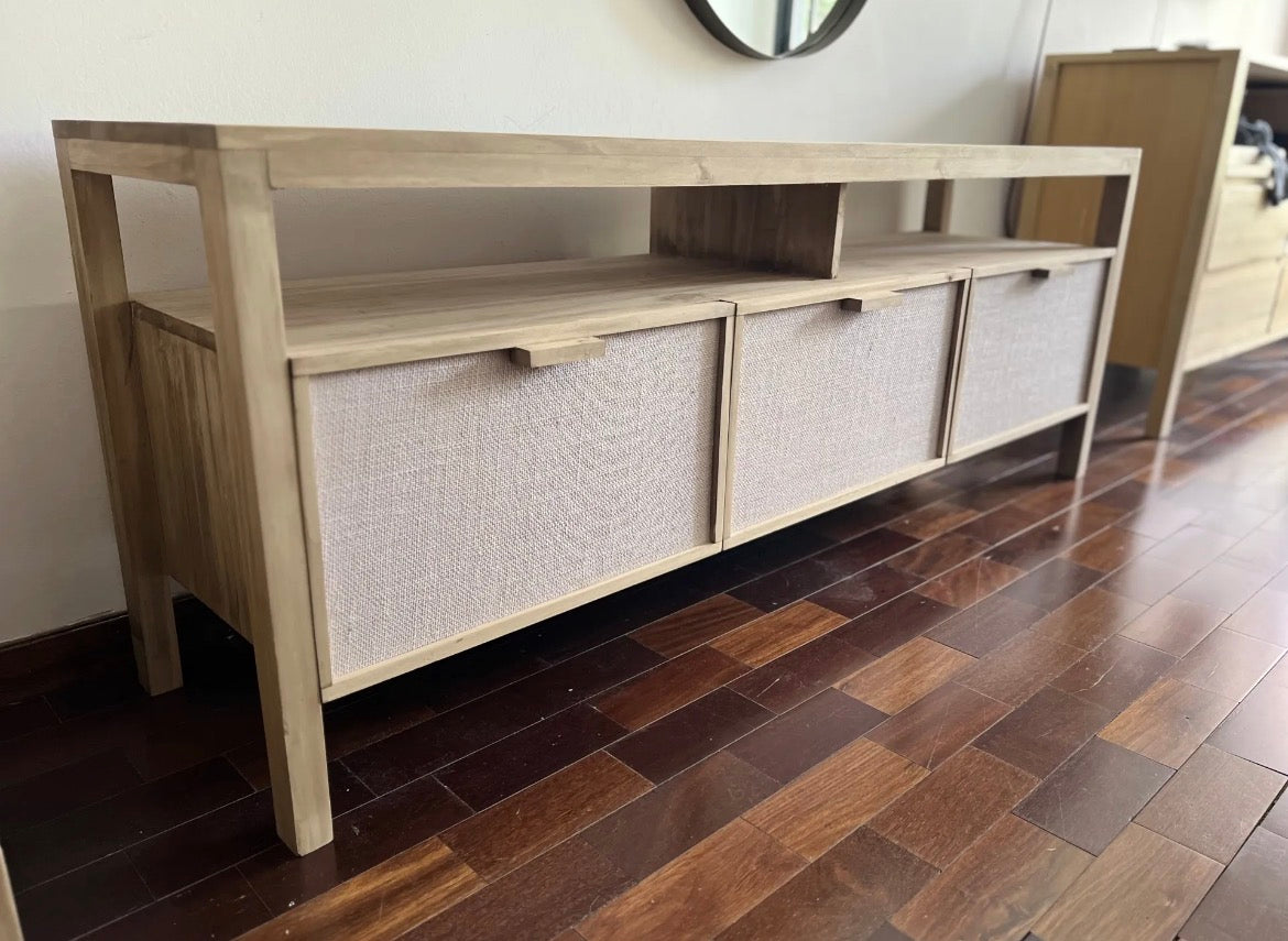 Mueble Rack para TV en Madera Álamo Macizo Fibra Natural