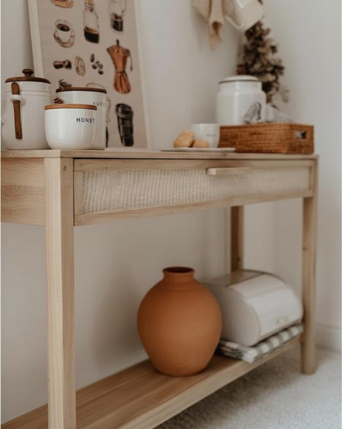 Recibidor Madera Maciza Cajon Fibra Natural Con Estante