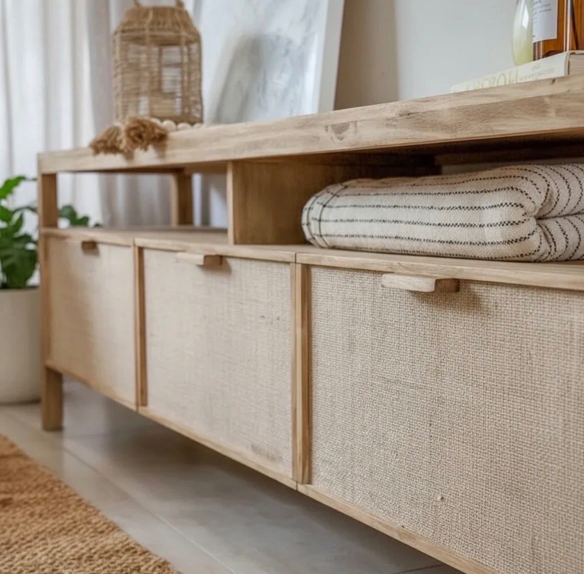 Mueble Rack para TV en Madera Álamo Macizo Fibra Natural